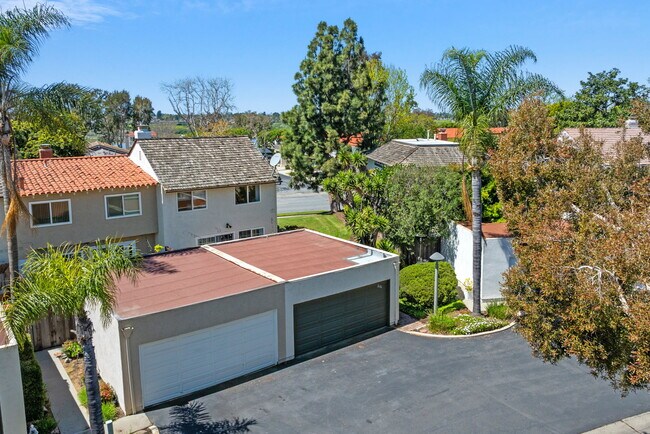 Building Photo - 2636 Vista Del Oro
