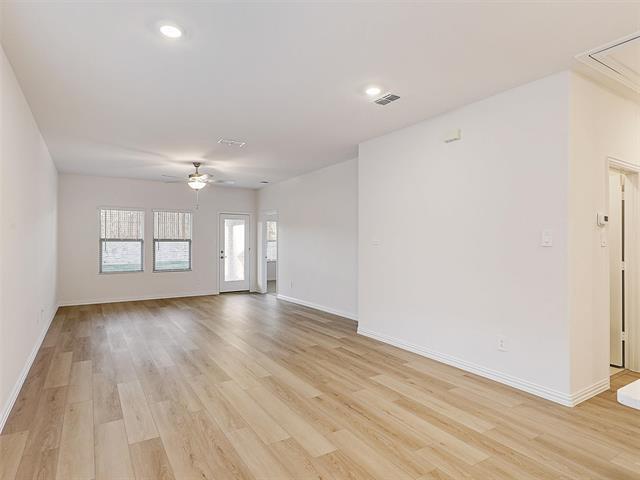 Building Photo - 506 Cottner Dr