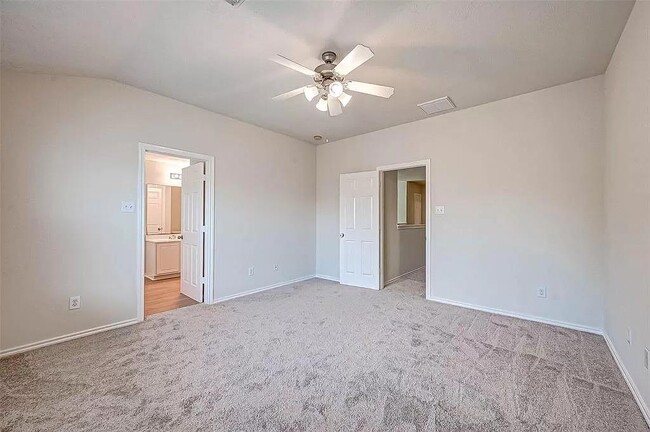 Building Photo - 25218 Boulder Bend Ln