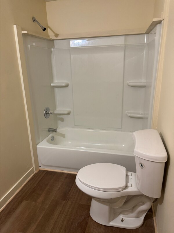 Building Photo - 18 1/2 Mettowee St