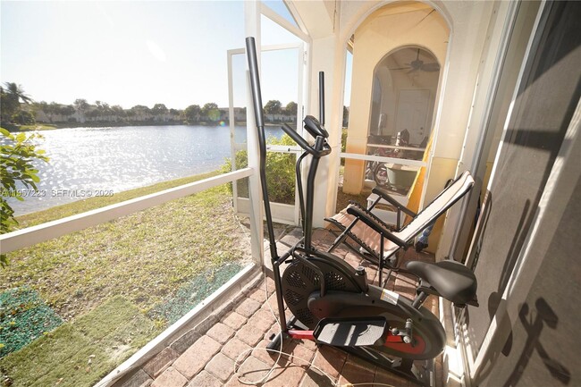 Building Photo - 8360 SW 27th St