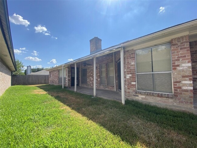 Building Photo - 9515 Hendon Ln