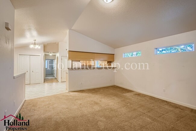 Building Photo - 4415 NE 88th Ave