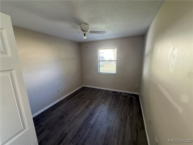 Building Photo - 227 Davidson Ave