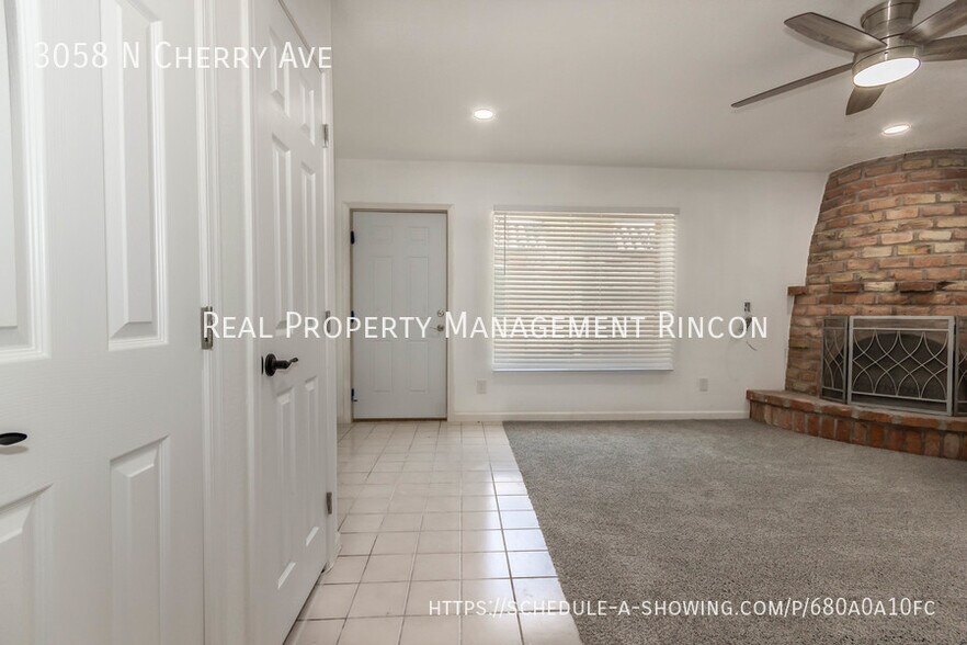 Building Photo - 3058 N Cherry Ave