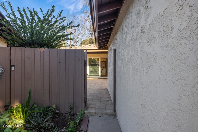 Building Photo - 1116 Nottingwood Cir