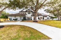 Building Photo - 4517 River Park Dr