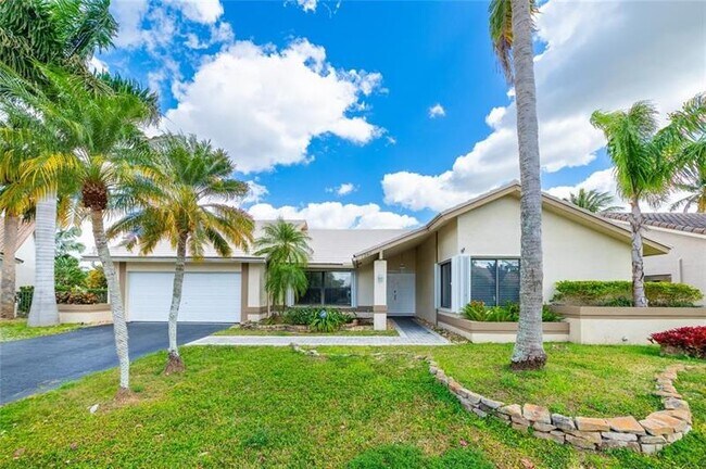 Primary Photo - 1260 NW 101st Ave