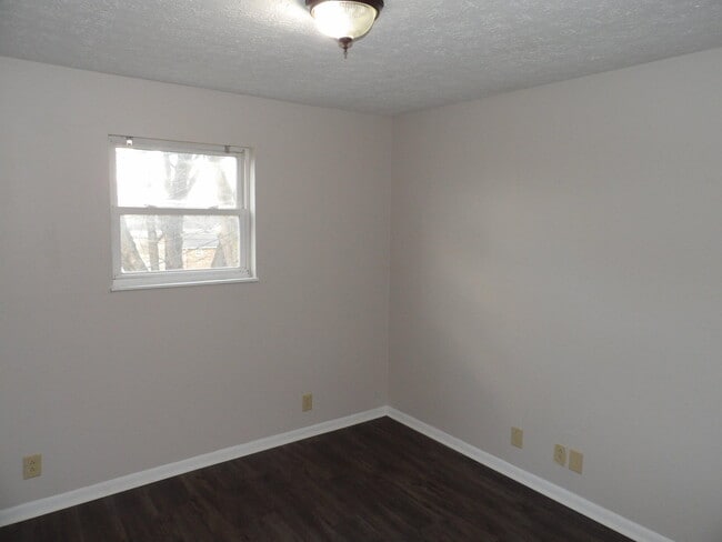 Building Photo - 302 Quachita Trail