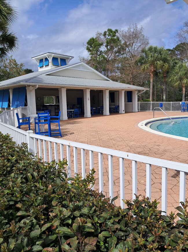 Building Photo - 317 Sand Oak Blvd