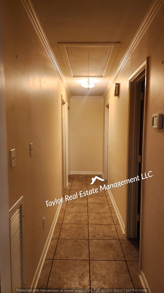 Building Photo - 103 Rivermont Dr