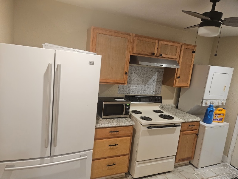 Building Photo - 12206 Northwood Forest Dr