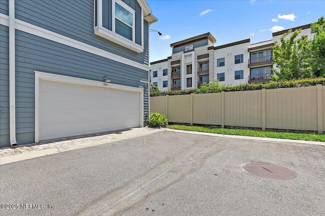 Building Photo - 7447 Loggerhead Ct