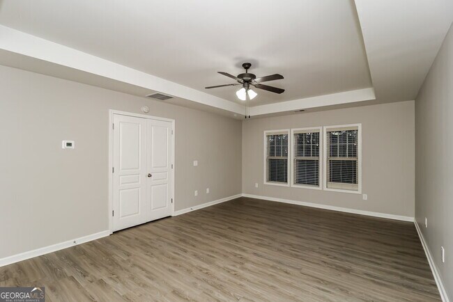 Building Photo - 315 Downing Creek Trail