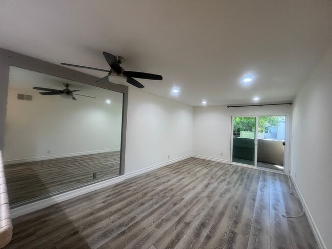 Building Photo - Lovely 1 Bedroom 1 Bath apartment in Anaheim!