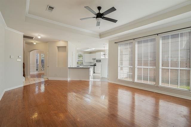 Building Photo - 7905 Pirates Cove Dr