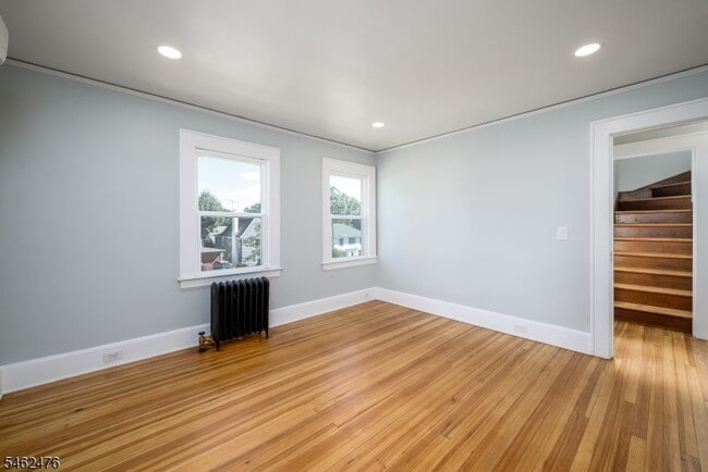 Building Photo - 160 Clairmont Terrace
