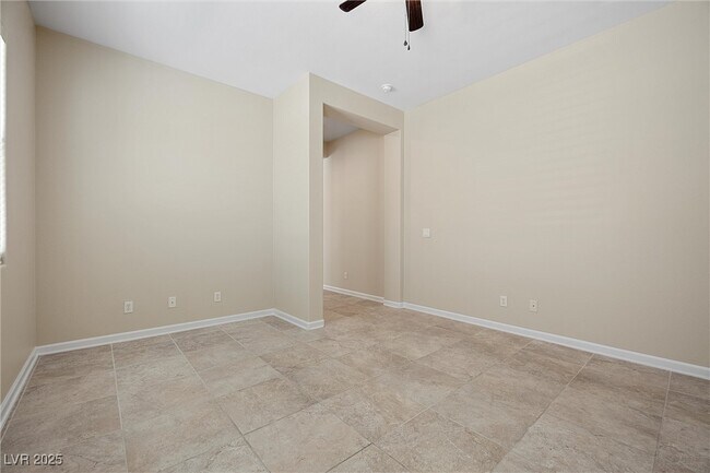 Building Photo - 10381 Pilot Mountain Ct