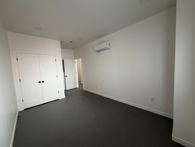 Building Photo - The Warehouse At Calhoun - RESIDENTIAL