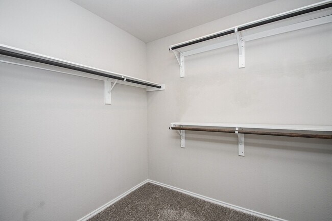 Building Photo - 9316 Colonial Bent Pl
