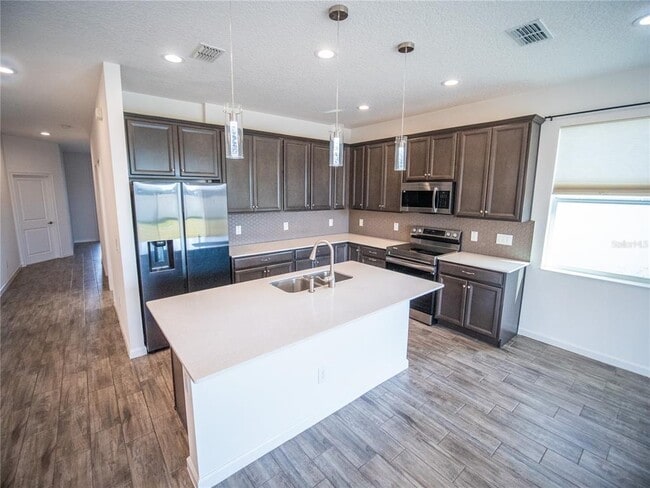 Building Photo - 1257 Hendon Lp