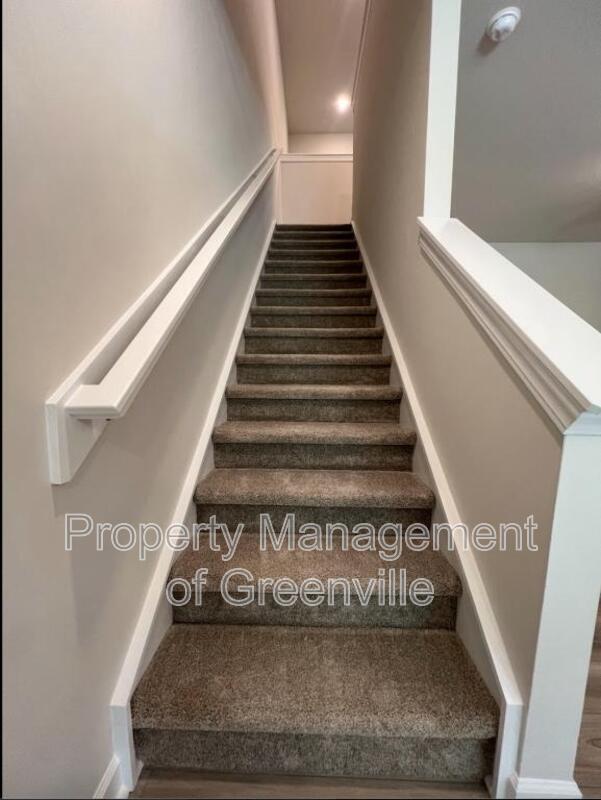 Building Photo - 131 Callen Dr
