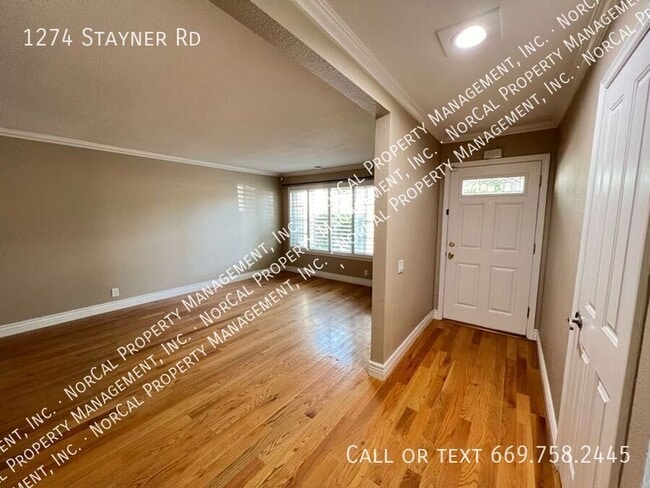 Building Photo - 1274 Stayner Rd