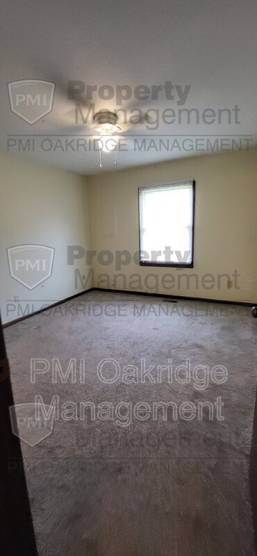Building Photo - 265 Woodlawn Dr