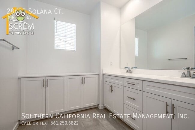 Building Photo - 28633 Solana Ct