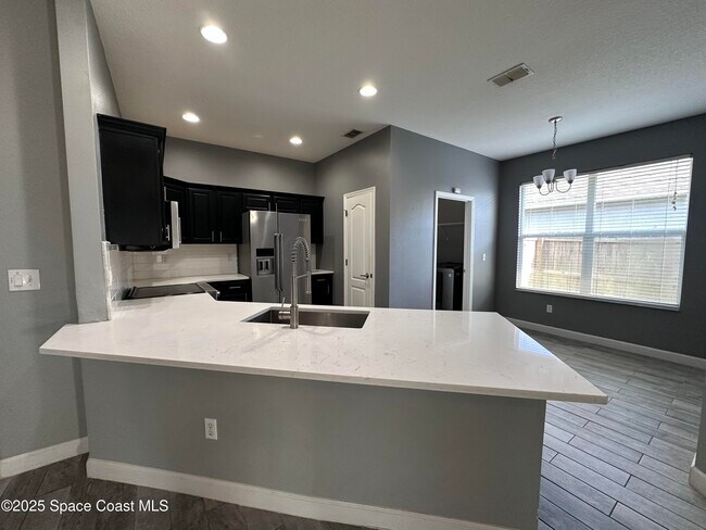 Building Photo - 4009 Knight Ave