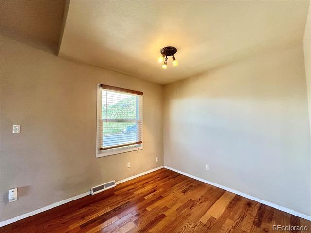 Building Photo - 2739 Straus Ln