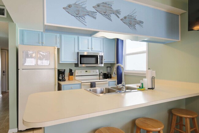 Building Photo - 608 Carolina Beach Ave S