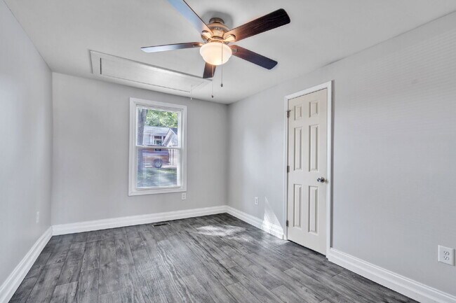 Building Photo - Cozy & Convenient 2BR, 1.5BA Greer Rental Near Downtown! $1,300/mo rent