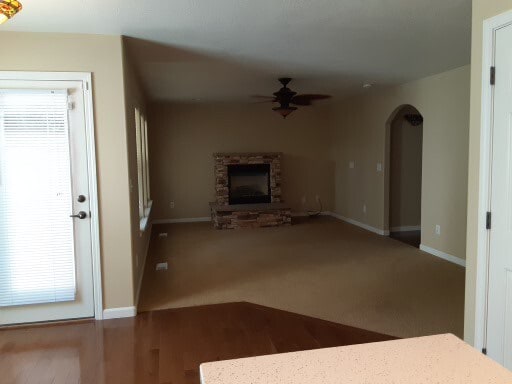 Building Photo - 657 Spring Valley Dr