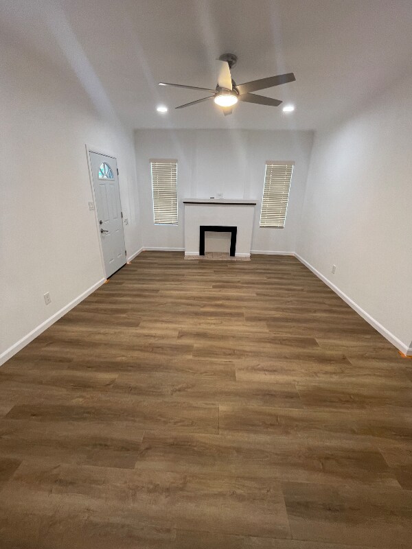 Building Photo - 12512 Broadway Ave