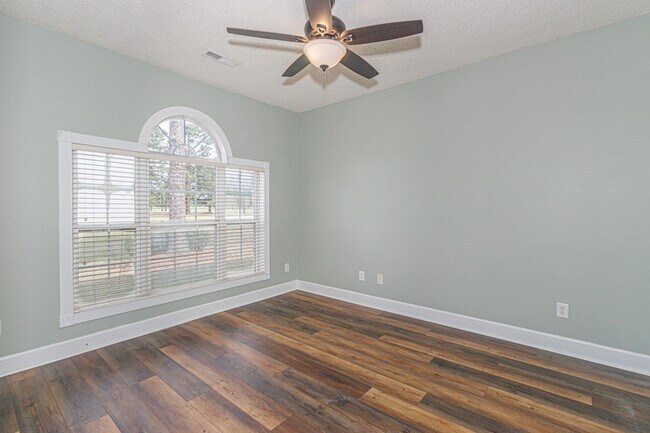 Building Photo - 4627 Wild Iris Dr