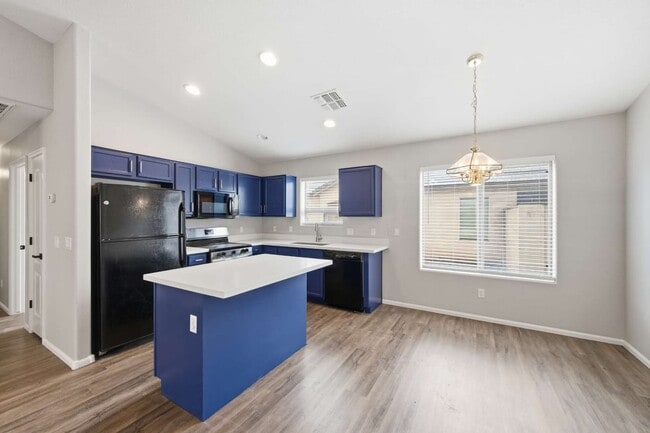 Building Photo - 4128 E Copper Rd