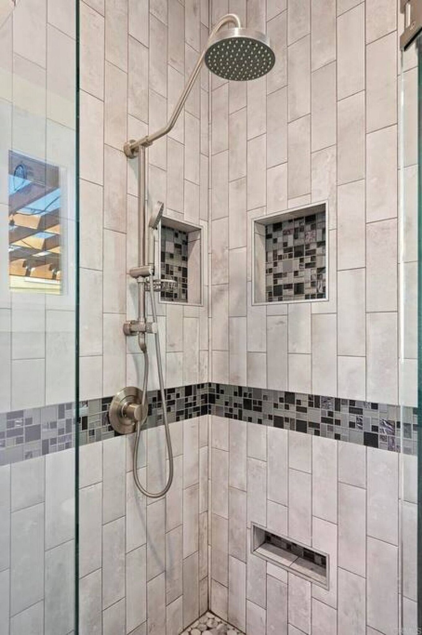 Building Photo - 4916 Long Branch Ave