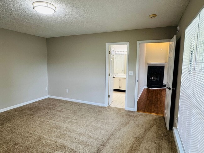 Building Photo - Your new home is just a putt away with thi...