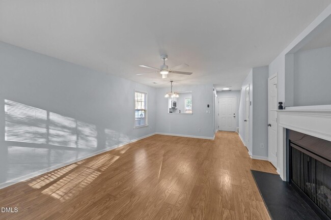 Building Photo - 225 Woodson Dr