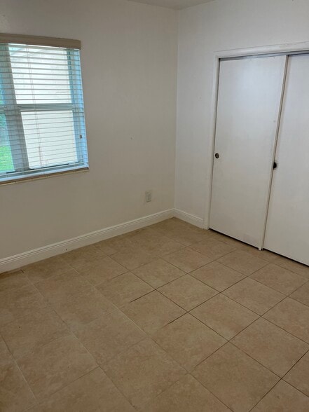 Building Photo - 739 NW 53rd St