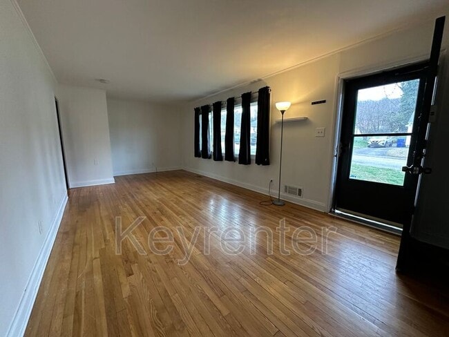 Building Photo - 138 Arkansas Ave