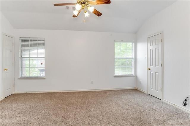 Building Photo - 304 Ambrose Dr