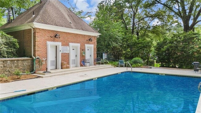 Building Photo - 3512 Paces Pl NW