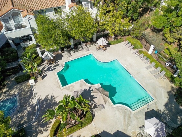 Building Photo - 4 Gavilan