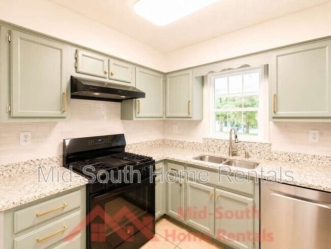 Building Photo - 6934 Wynterhall Dr