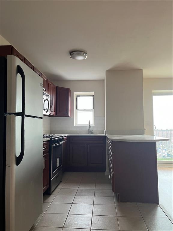 Building Photo - 2955 Shell Rd