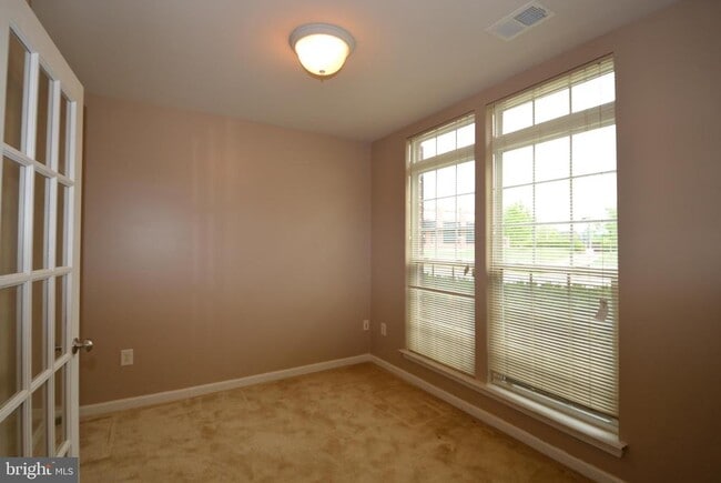 Building Photo - 1031 Ironwood Ln