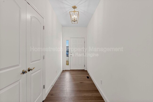 Building Photo - 521 Upper Ridgepointe Ct