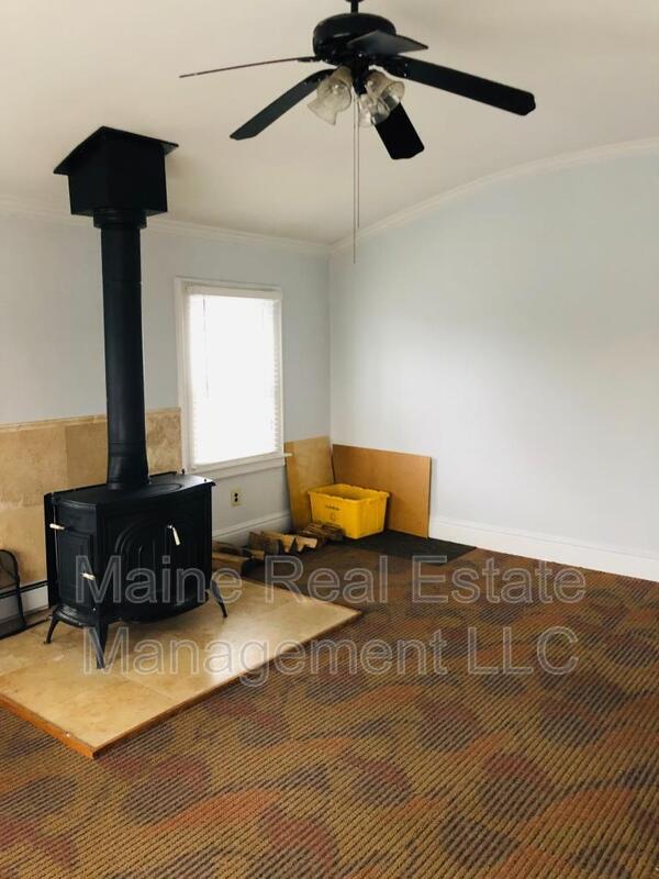 Building Photo - 1121 Stillwater Ave